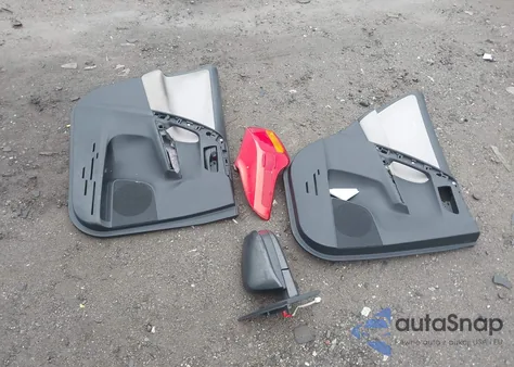 2014 Toyota Rav4 Le from USA, damaged, VIN 2T3BFREV2EW220100